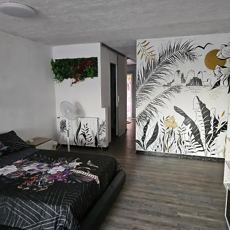 Estudio En Apartman Begur